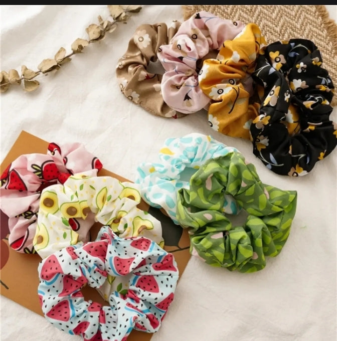 3Pcs Floral Print Silk Scrunchies Multicolor Set, Health and Beauty 