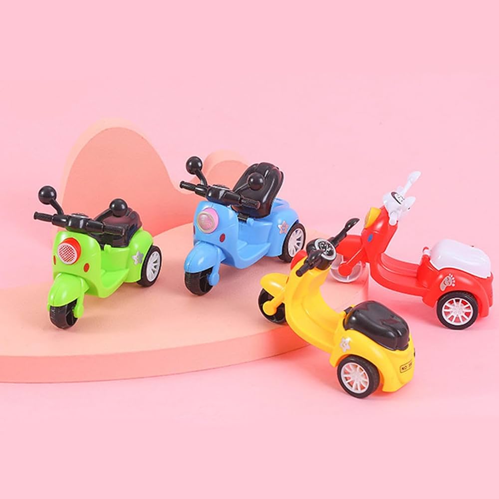 3Pcs Mini Plastic Pull Back Scooter Toys