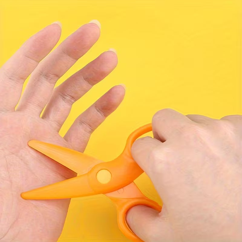 Kids Plastic Scissors 2Pcs – Lightweight Safety Scissors for School & Art Projects